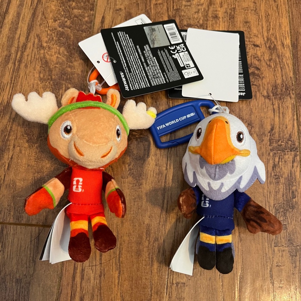 New lot of 2 Fifa Official World Cup Mascot Clips Plush Canada Maple USA Clutch